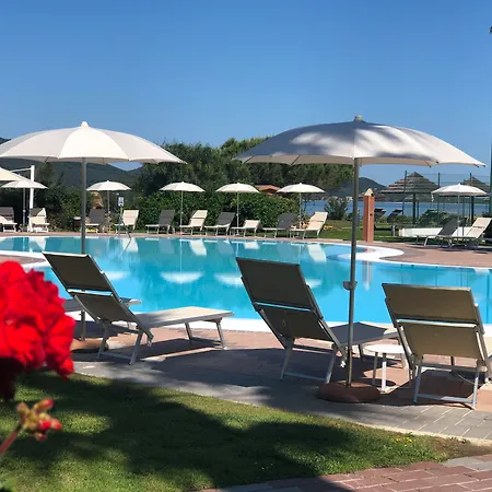 Corte Rosada (adults Only)